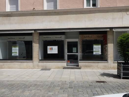Verkaufsfläche zur Miete 1.200 € 2 Zimmer 160 m² Verkaufsfläche Straubing Straubing 94315