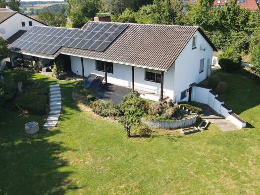 Haus zum Kauf 520.000 € 8 Zimmer 137,6 m² 895 m² Grundstück Obergangkofen Kumhausen 84036