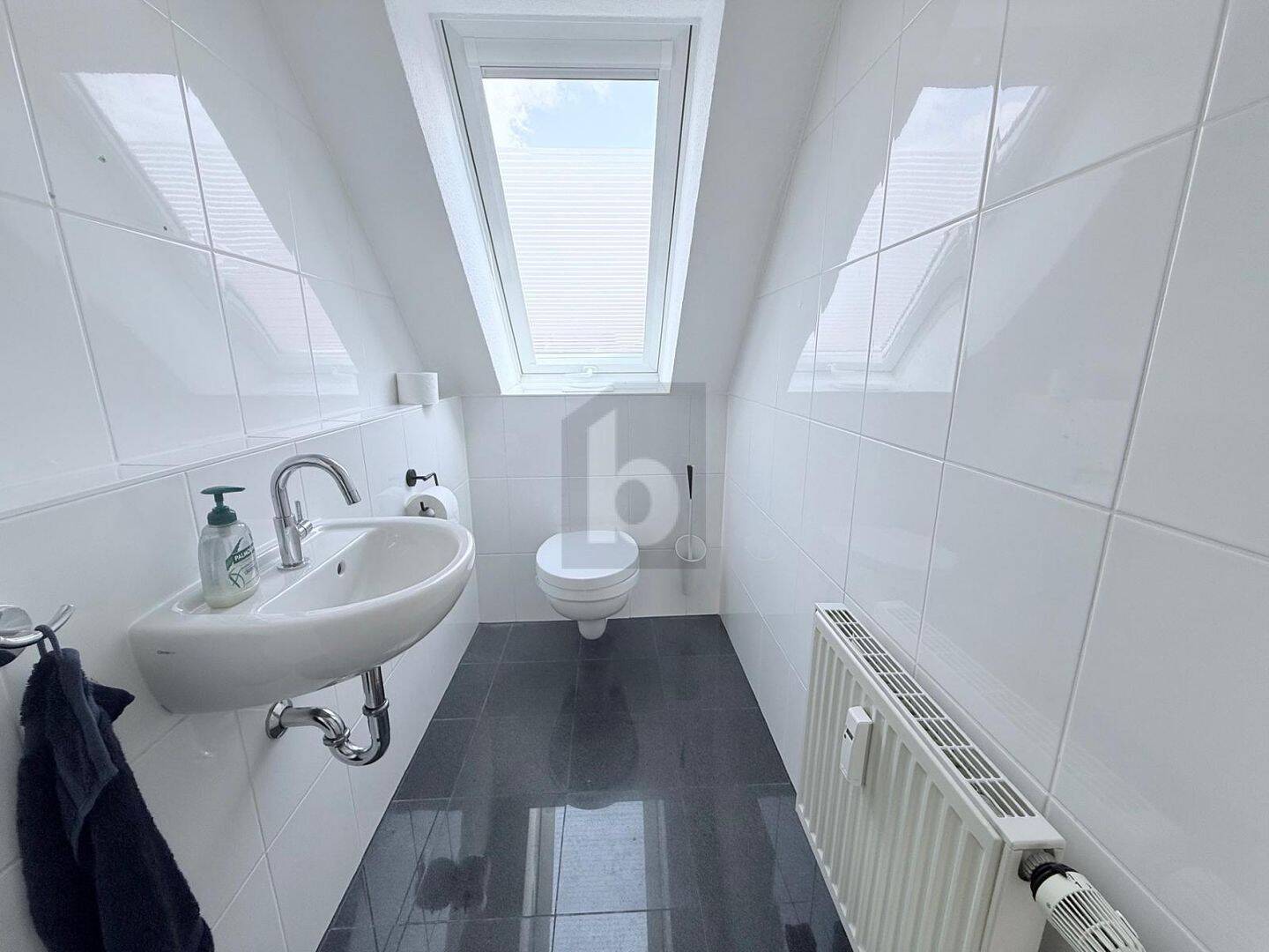 Immobilie in Pleidelsheim - WOHNJUWEL AUF ZWEI EBENEN MIT ELEGANTEM FLAIR - Bild 2