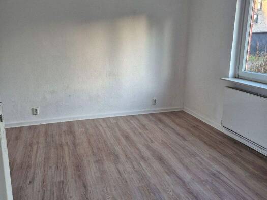 Wohnung zur Miete nur mit Wohnberechtigungsschein 267 € 3 Zimmer 51,6 m² EG frei ab sofort Ludwig-Ohlsen-Straße 1 d Husum 25813