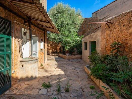 Haus zum Kauf 750.000 € 6 Zimmer 375 m² 250 m² Grundstück Sencelles 07143