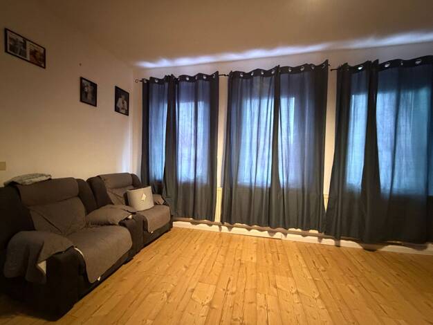Mehrfamilienhaus zum Kauf 95.000 € 13 Zimmer 228 m² 242 m² Grundstück Neustadt Neustadt b.Coburg 96465
