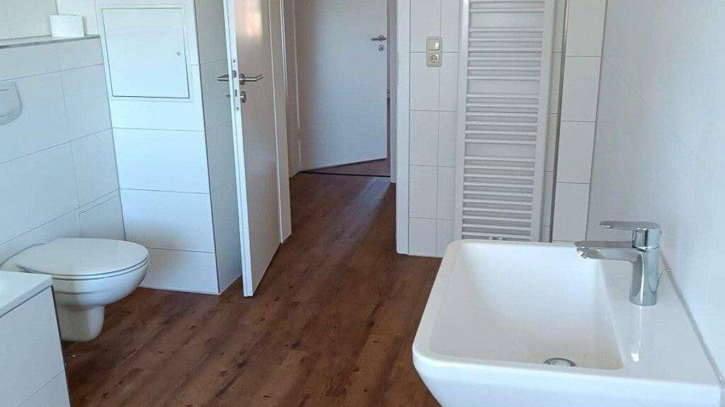 Wohnung zur Miete 820 € 3 Zimmer 82 m² Paulsstadt Schwerin 19053