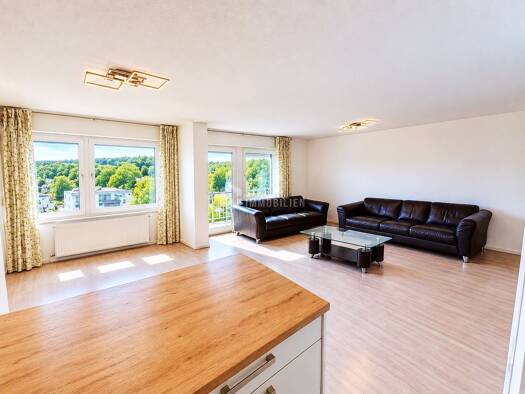 Terrassenwohnung zur Miete 1.250 € 3 Zimmer 83 m² 4. Geschoss Schwalbach 65824