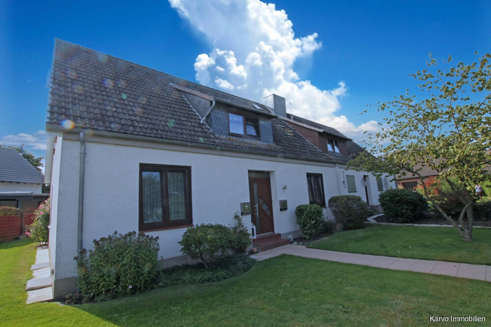 Mehrfamilienhaus zum Kauf 296.500 € 12 Zimmer 245 m²<br/>Wohnfläche 1.404 m²<br/>Grundstück Uthlede Uthlede / Albstedt 27628