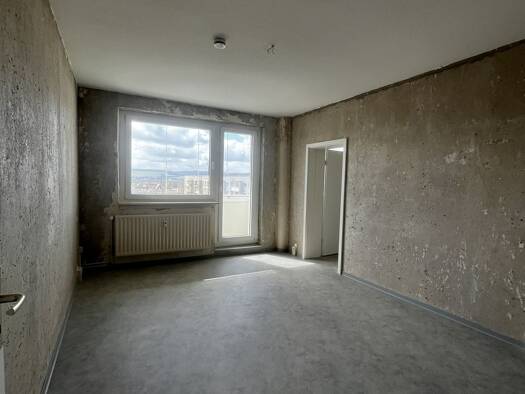 Wohnung zur Miete 437 € 5 Zimmer 85,6 m² 4. Geschoss frei ab sofort Glück-Auf-Straße 7 Roßleben 06571