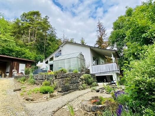 Haus zum Kauf provisionsfrei 165.000 € 2 Zimmer 50 m² 2.381 m² Grundstück frei ab sofort Leinach 97274