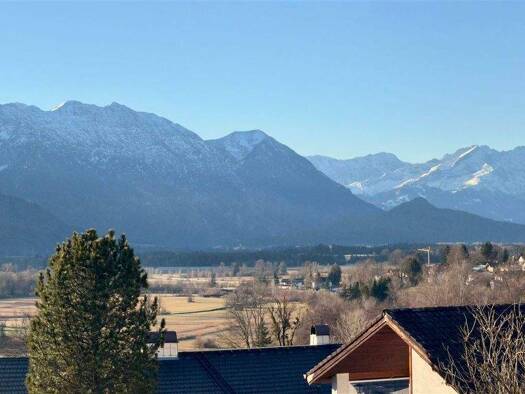 Haus zum Kauf 1.650.000 € 5 Zimmer 148 m² 958 m² Grundstück frei ab 01.03.2026 Murnau Murnau a. Staffelsee 82418