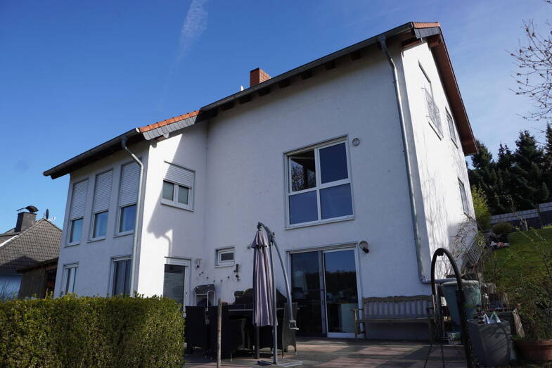 Einfamilienhaus zum Kauf provisionsfrei 499.000 € 9 Zimmer 257 m² 784 m² Grundstück Grävenwiesbacherstr, 6 Hasselborn Waldsolms 35647
