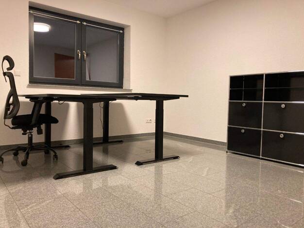 Bürofläche zur Miete provisionsfrei 350 € 30 m² Bürofläche Bismarckstraße Pfullingen 72793