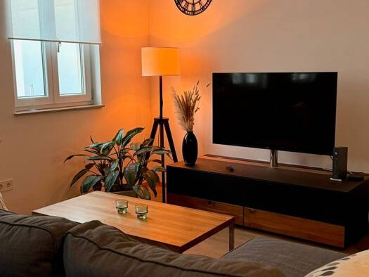 Wohnung zur Miete 1.350 € 2 Zimmer 56 m² Geschoss 3/4 frei ab 16.03.2026 Raumerstraße 1 c Innenstadt Erlangen 91054