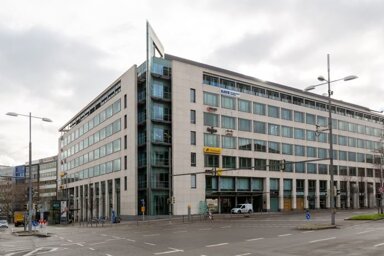 Bürofläche zur Miete provisionsfrei 50 m² Bürofläche teilbar von 8 m² bis 50 m² Rotebuehlplatz 23 Rathaus Stuttgart 70178