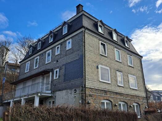 Mehrfamilienhaus zum Kauf 270.000 € 15 Zimmer 420 m² 479 m² Grundstück Erndtebrück Erndtebrück 57339