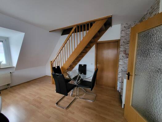 Maisonette zur Miete 660 € 3 Zimmer 83 m² Geschoss 2/3 frei ab 01.06.2026 Roßtal 90574