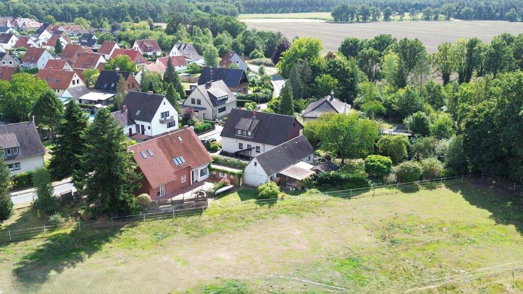 Mehrfamilienhaus zum Kauf 279.000 € 7 Zimmer 185,6 m² 1.095 m² Grundstück frei ab sofort Hülsen Dörverden 27313