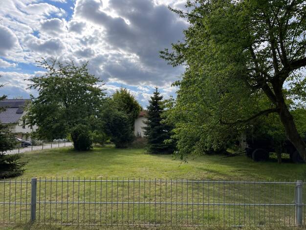 Grundstück zum Kauf provisionsfrei 252.000 € 840 m² Grundstück frei ab sofort Großpösna Großpösna 04463