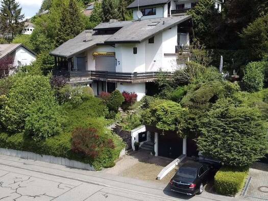 Haus zum Kauf 1.310.000 € 7 Zimmer 340 m² 877 m² Grundstück Wisserswandstraße 34 Waldkirch 79183