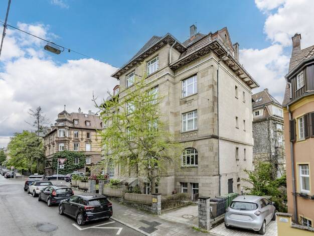 Wohnung zum Kauf provisionsfrei 949.000 € 8 Zimmer 190 m² EG Süd Süd 70184