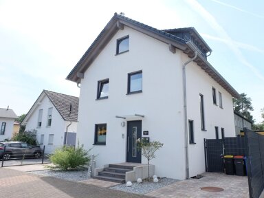 Einfamilienhaus zum Kauf 849.000 € 5 Zimmer 182 m² 322 m² Grundstück Großauheim Hanau 63457