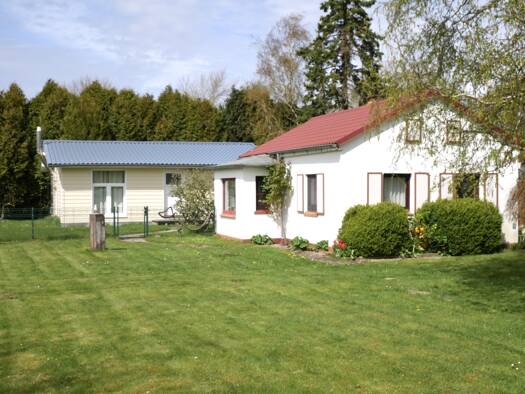 Haus zum Kauf 248.000 € 6 Zimmer 110 m² 675 m² Grundstück Friedrichskoog 25718