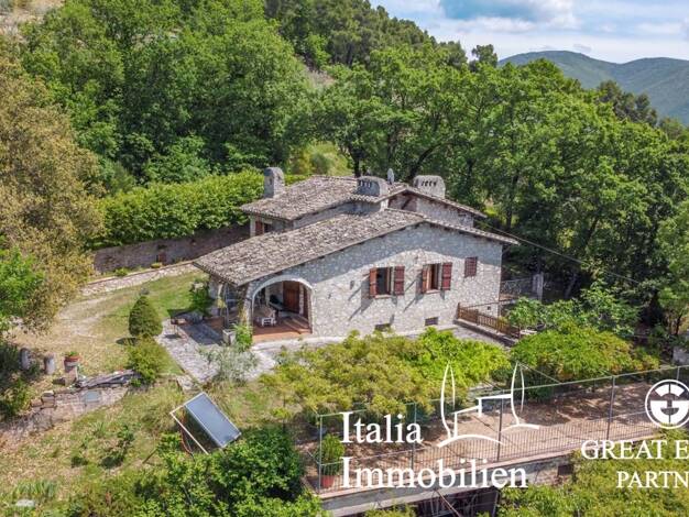 Bauernhaus zum Kauf 550.000 € 8 Zimmer 155 m² 3.000 m² Grundstück Campello sul Clitunno 06042