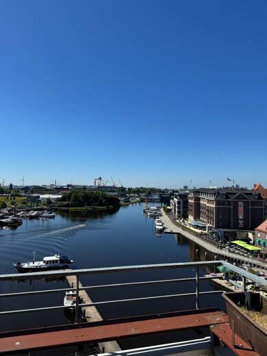 Wohnung zur Miete 850 € 3 Zimmer 80 m² 7. Geschoss frei ab 01.08.2025 Stadtzentrum Emden 26721