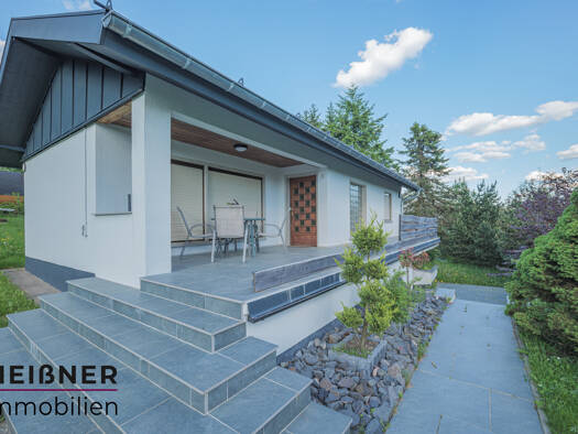 Bungalow zum Kauf als Kapitalanlage geeignet 215.000 € 3 Zimmer 59 m² 1.203 m² Grundstück Suhl Suhl 98528