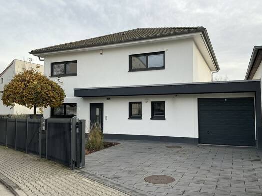 Einfamilienhaus zum Kauf 1.100.000 € 4 Zimmer 180,2 m² 395 m² Grundstück Schierstein Wiesbaden 65201