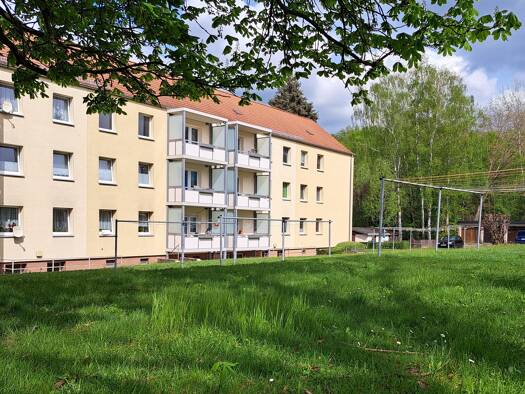 Wohnung zur Miete 335 € 3 Zimmer 60,7 m² 1. Geschoss frei ab sofort Am Leinawald 36 Klausa Nobitz 04603