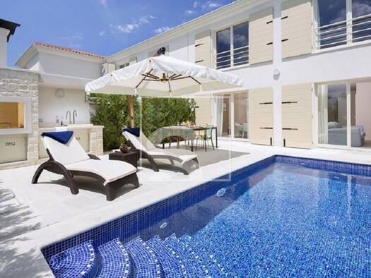 Einfamilienhaus zum Kauf 750.000 € 5 Zimmer 230 m² Grundstück Poreč 52440
