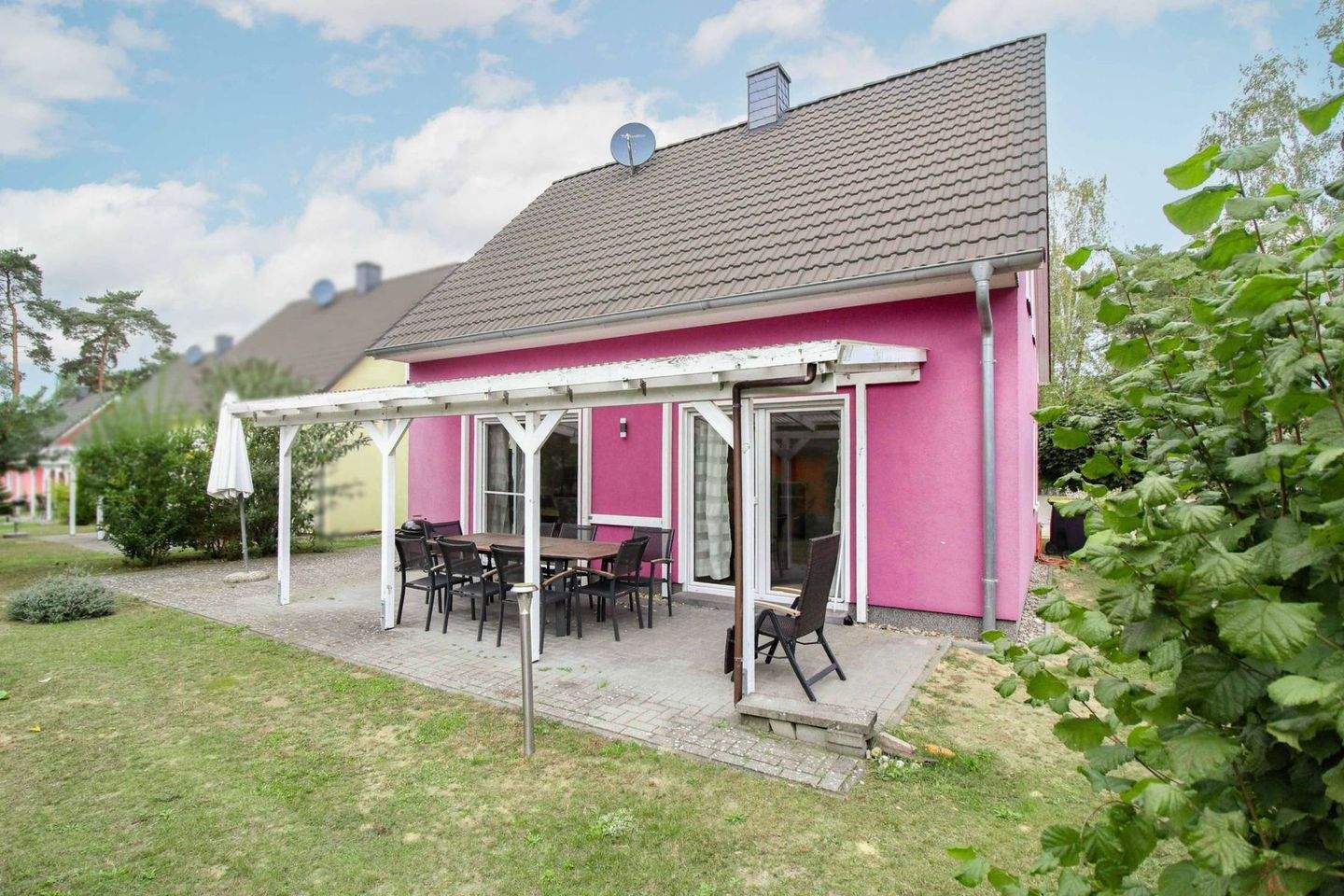 Immobilie in Bollewick - Gepflegte 5-Zi.-Ferienimmobilie mit Garten in Röbel/Müritz - Bild 0