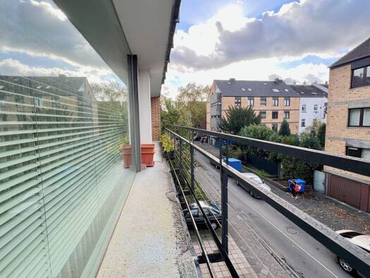 Wohnung zum Kauf 329.000 € 4 Zimmer 90 m² Eller Düsseldorf 40231