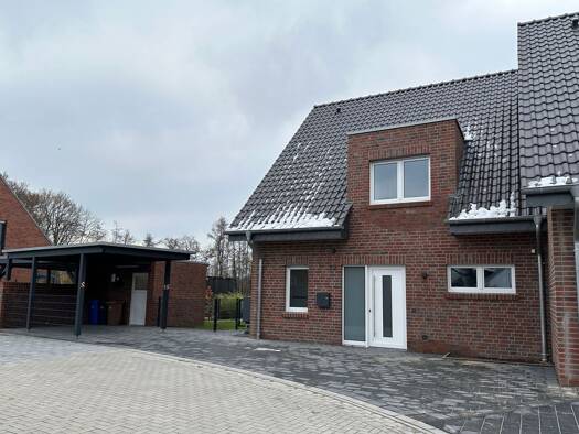 Doppelhaushälfte zur Miete 1.450 € 4 Zimmer 122 m² frei ab 01.02.2026 Ladbergen 49549