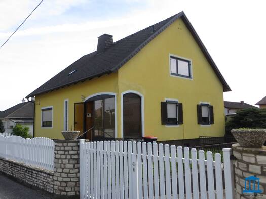 Haus zum Kauf 398.000 € 5 Zimmer 170 m² 621 m² Grundstück Schönau an der Triesting 2525