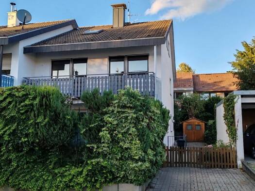 Doppelhaushälfte zur Miete 1.680 € 6 Zimmer 150 m² 211 m² Grundstück Neuhausen Metzingen 72555