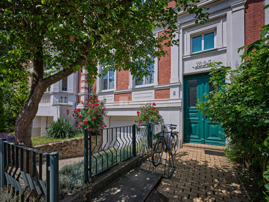 Villa zum Kauf 1.135.850 € 8 Zimmer 320 m² 496 m² Grundstück Schwerin 19053