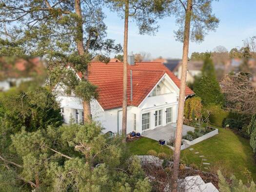 Einfamilienhaus zum Kauf 1.260.000 € 7 Zimmer 217 m² 1.200 m² Grundstück Röttenbach 91341