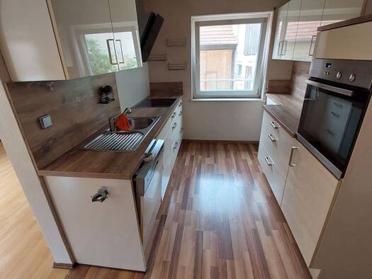 Wohnung zur Miete 720 € 4 Zimmer 105 m² Geschoss EG/3 frei ab sofort Frankenwinheim 97447