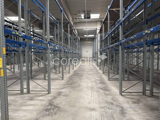 Lagerhalle zur Miete provisionsfrei 8,05 € 5.000 m² Lagerfläche teilbar ab 1.000 m² Neumühl Duisburg 47166