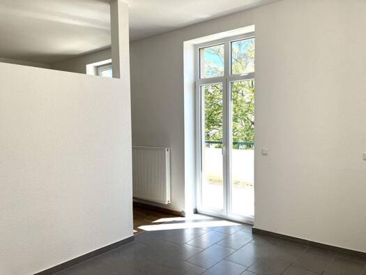Wohnung zur Miete 625 € 3 Zimmer 94,9 m² 2. Geschoss frei ab sofort Theaterstraße 21 Zentrum Chemnitz 09111