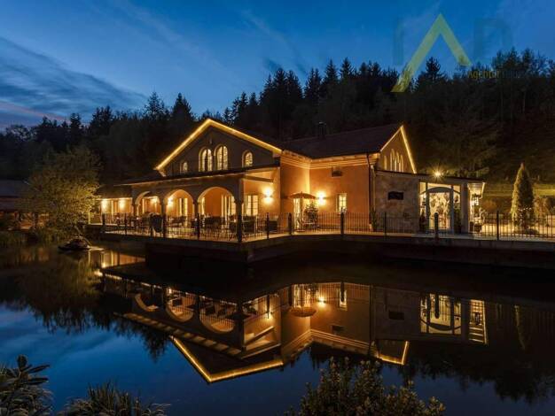 Mehrfamilienhaus zum Kauf 1.350.000 € 9 Zimmer 790 m² 8.016 m² Grundstück Kramersdorf Hauzenberg 94051