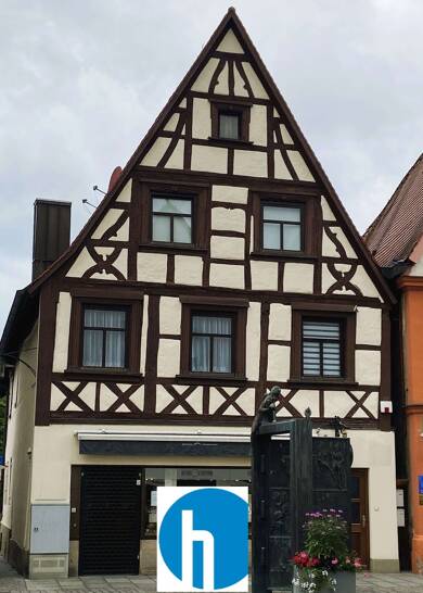 Mehrfamilienhaus zum Kauf 553.000 € 7 Zimmer 283 m² 217 m² Grundstück Forchheim Forchheim 91301