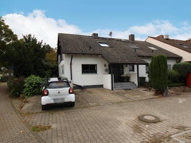 Wohnung zum Kauf 215.000 € 3 Zimmer 87 m² Dachgeschoss, 1. Geschoss frei ab sofort Brühl 68782