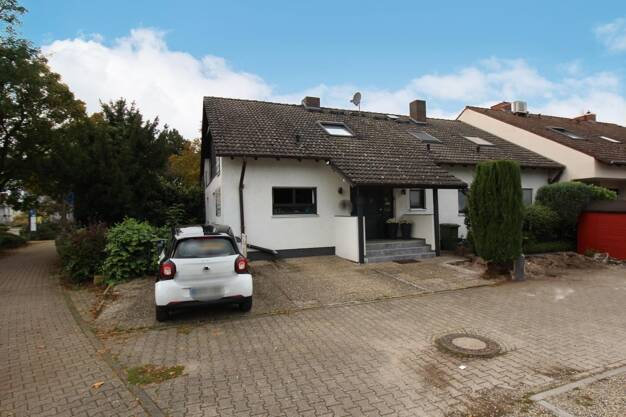 Wohnung zum Kauf 215.000 € 3 Zimmer 87 m² Dachgeschoss, 1. Geschoss frei ab sofort Brühl 68782