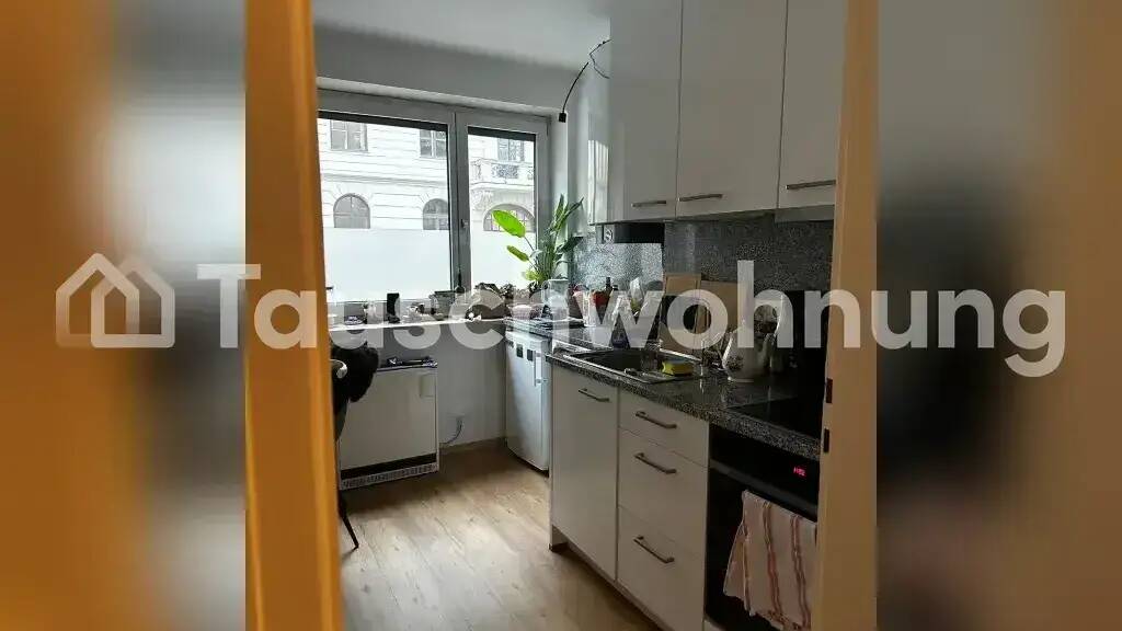 Wohnung zur Miete Tauschwohnung 835 € 1,5 Zimmer 39 m² EG Altstadt-Lehel München 80538