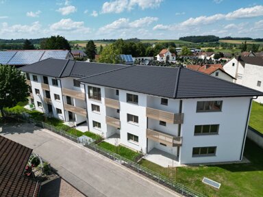 Wohnung zur Miete 1.190 € 4 Zimmer 114 m² Straubinger Straße 19 Geiselhöring Bayern - Geiselhöring 94333