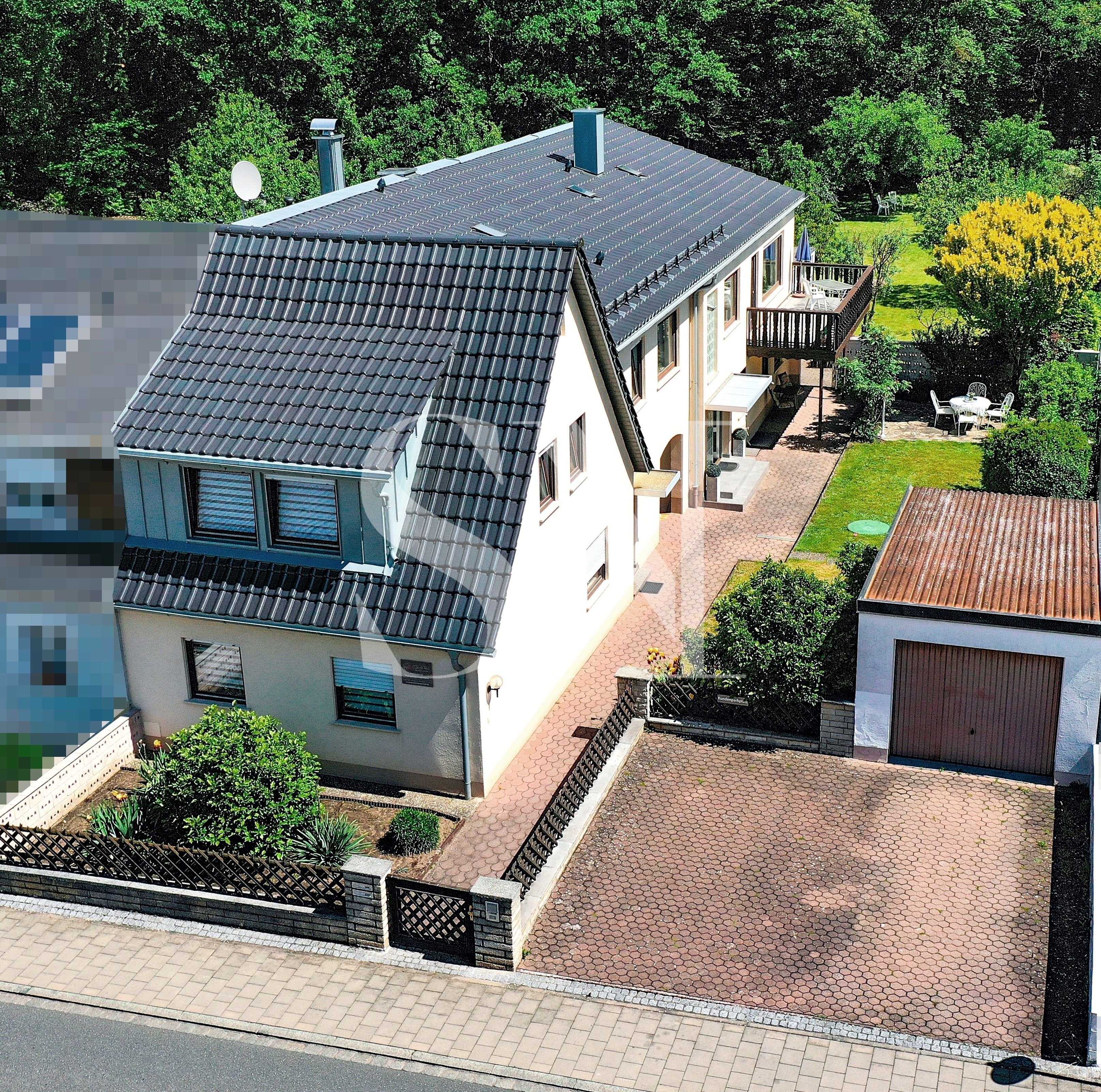 Mehrfamilienhaus zum Kauf 584.000 € 8 Zimmer 207 m²<br/>Wohnfläche 750 m²<br/>Grundstück Forchheim Forchheim 91301