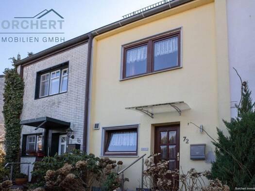 Reihenmittelhaus zum Kauf provisionsfrei 175.000 € 3 Zimmer 60 m² 132 m² Grundstück Elmshorn 25336