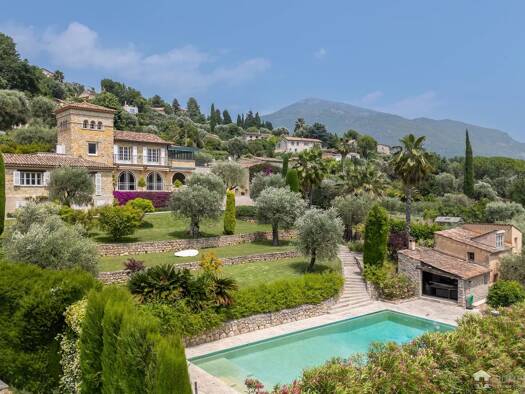 Einfamilienhaus zum Kauf 3.850.000 € 9 Zimmer 12.205 m² Grundstück Le Bar-sur-Loup 06620