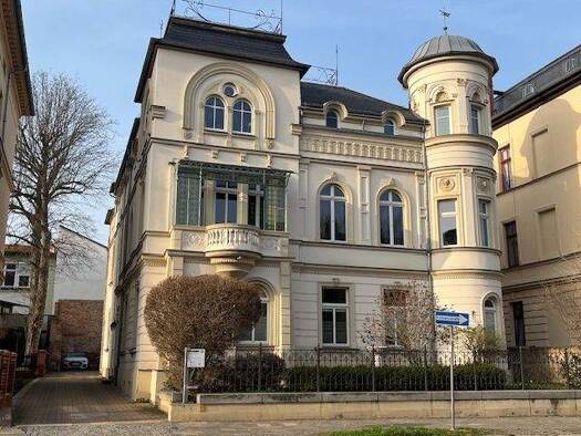 Wohnung zur Miete 555 € 3 Zimmer 95 m² 2. Geschoss frei ab sofort Lindenaustraße 30 Altenburg Altenburg 04600
